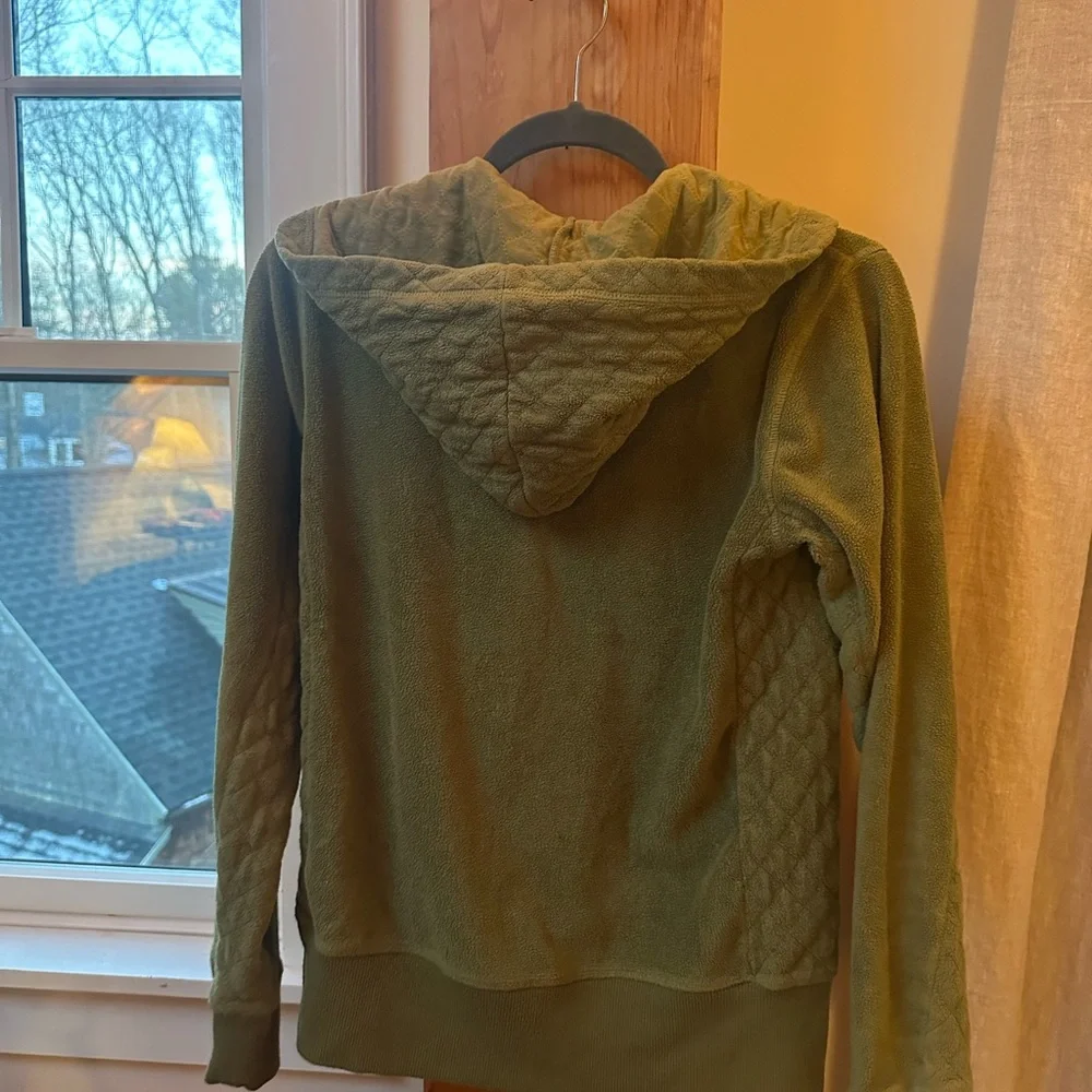 Horny Toad Olive Green Quilted Hoodie Sweater